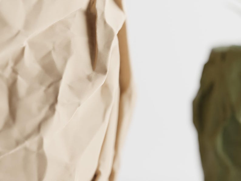 3D-gedruckte Vase mit einzigartiger Papierverpackung und minimalistischem Design