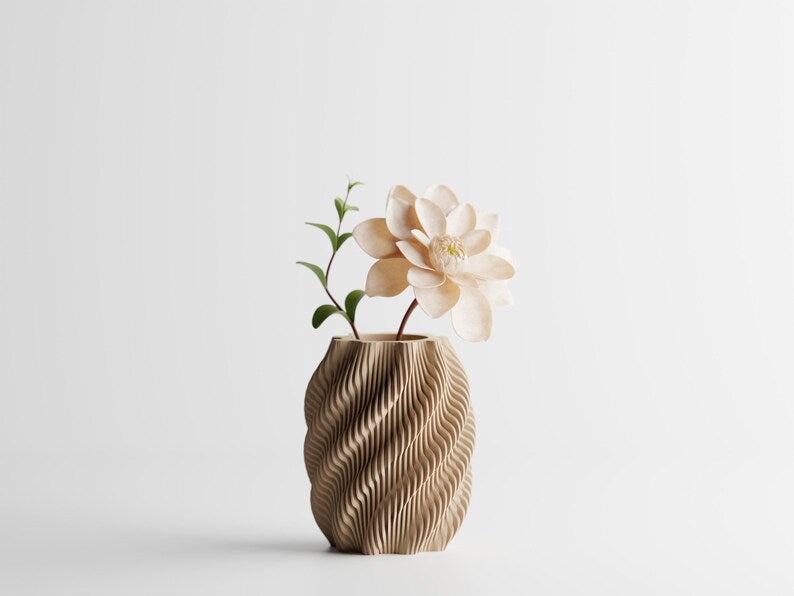 Moderne, dynamisch rotierende 3D-gedruckte Wasserwellenvase